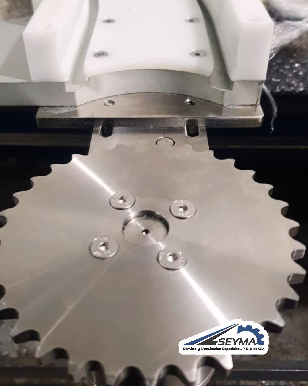 Sistema de posicionamiento para maquinaria